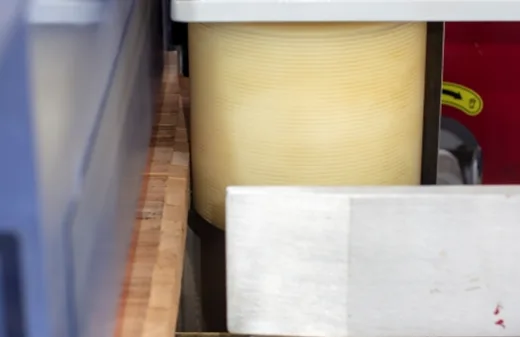 Automatic glue application